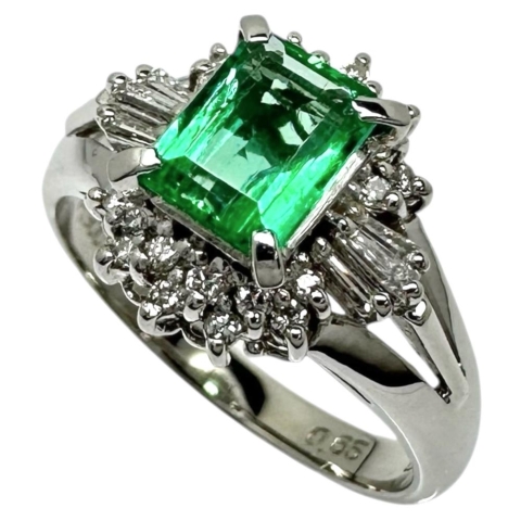 11.5号 エメラルド 0.65ct ダイヤモンド 計0.20ct リング・指輪 Pt900プラチナ 5.8g レディース【中古】【真子質店】【NN】【TMix】