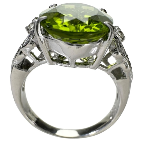 12号 ペリドット 7.37ct ダイヤモンド 0.14ct リング・指輪 Pt900プラチナ 9.2g レディース【中古】【真子質店】【NN】【MiTMo】