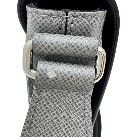 【LOUIS VUITTON/ルイ・ヴィトン】 ディストリクトPM NV3 タイガ M30851 ショルダーバッグ レザー グラシエ（グレー） メンズ【中古】【真子質店】【BL】【IMaMoMa】