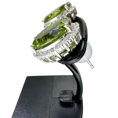 ペリドット 3.34/3.33ct ダイヤモンド 0.20×2ct ピアス Pt950プラチナ 6.9g レディース【中古】【真子質店】【NN】【IxxI】